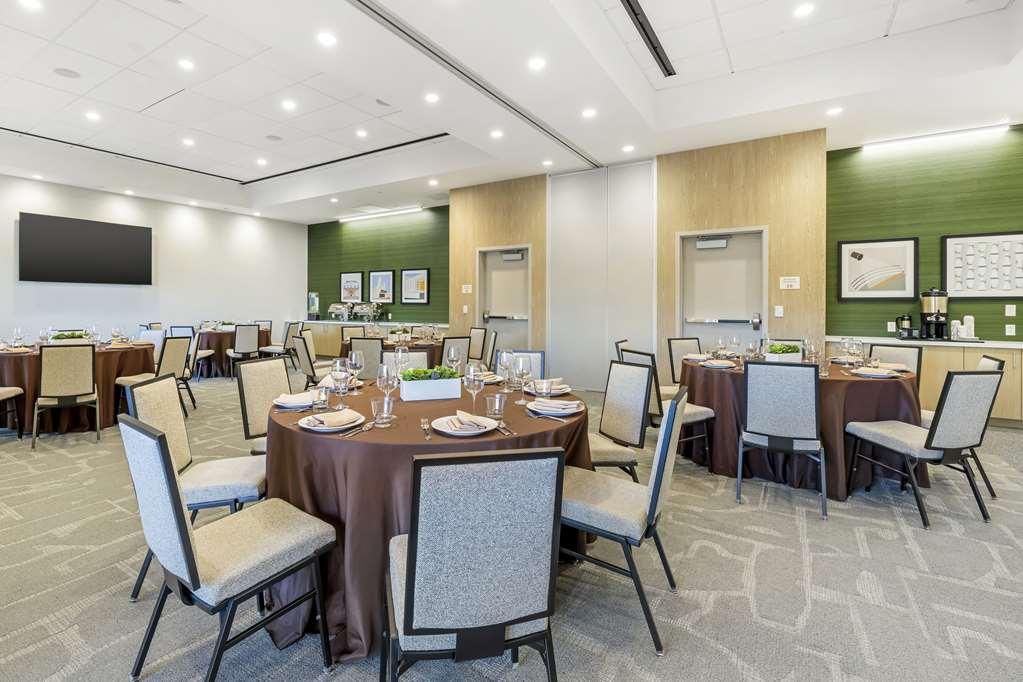 Cambria Hotel Burbank Airport Fasilitas foto